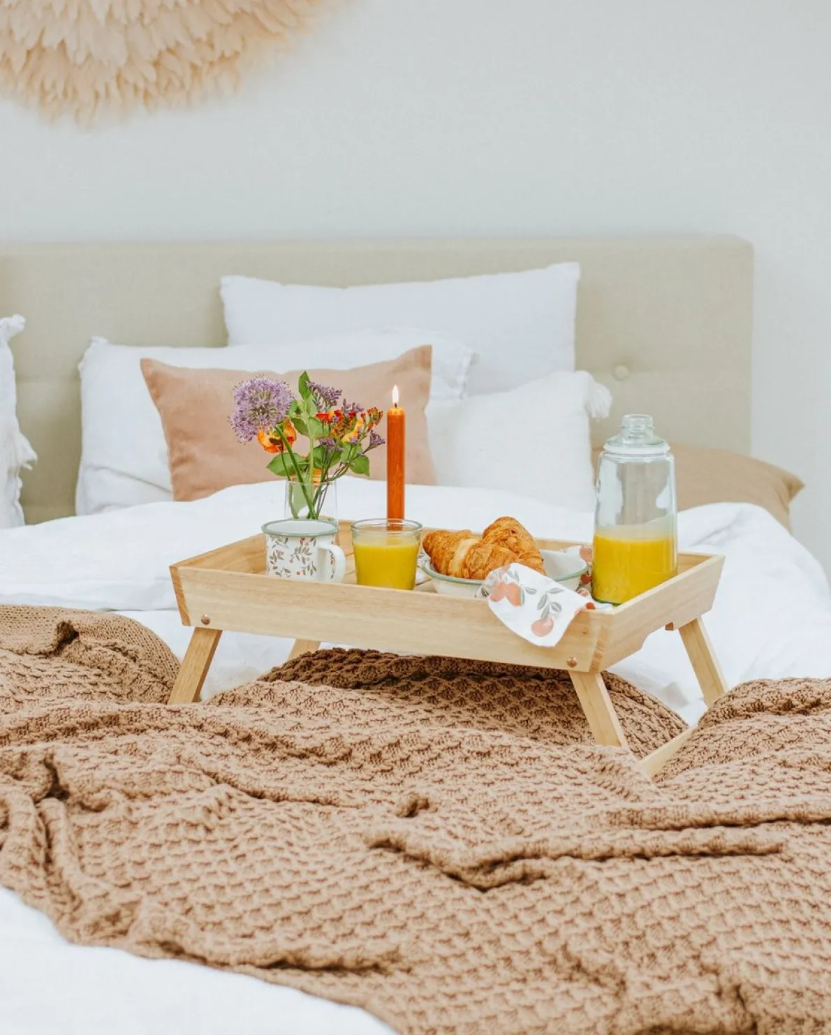 Bedtafeltje, rubberhout