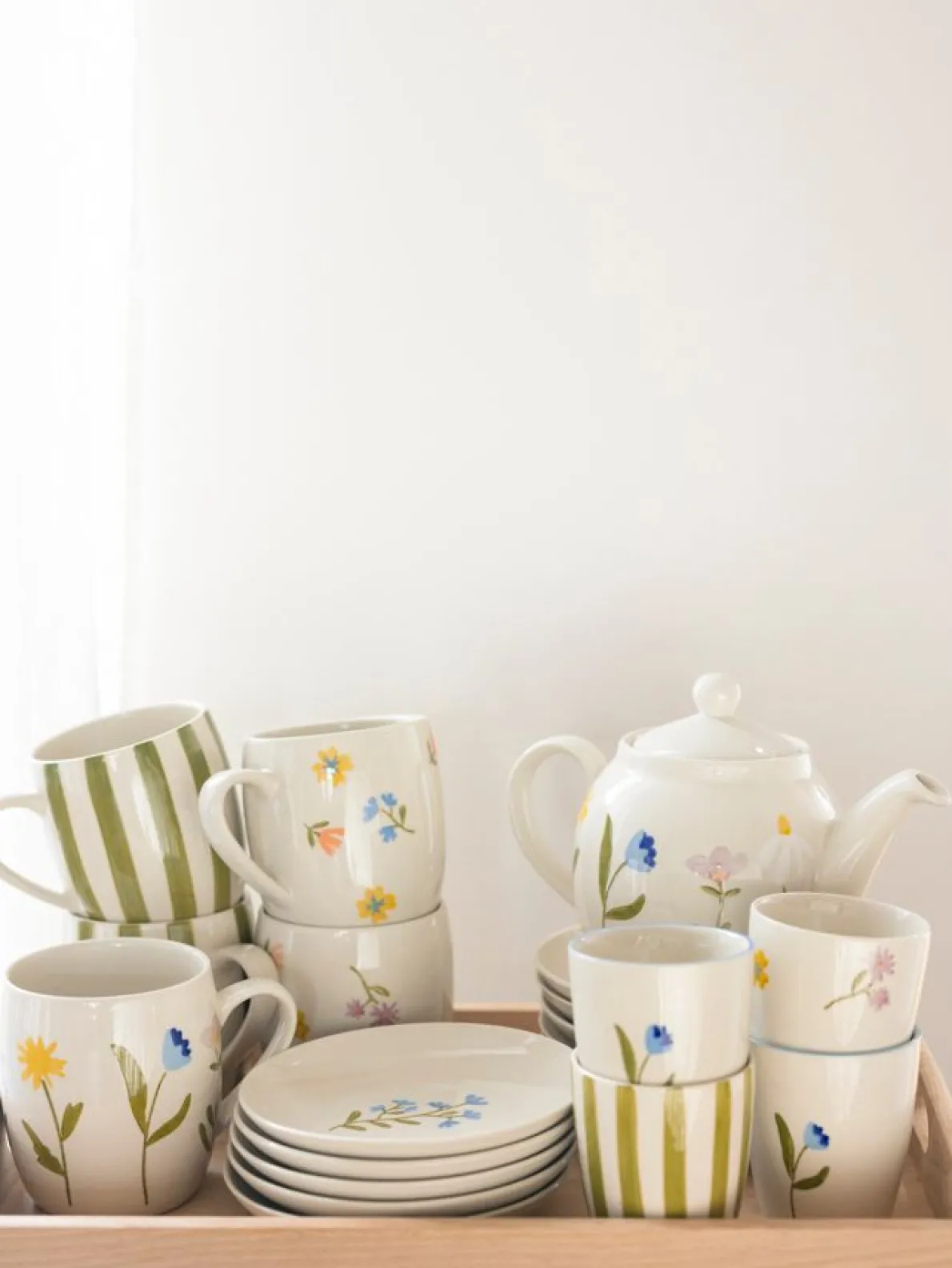 Beker, steengoed, groen gestreept, Ø 7,5 cm