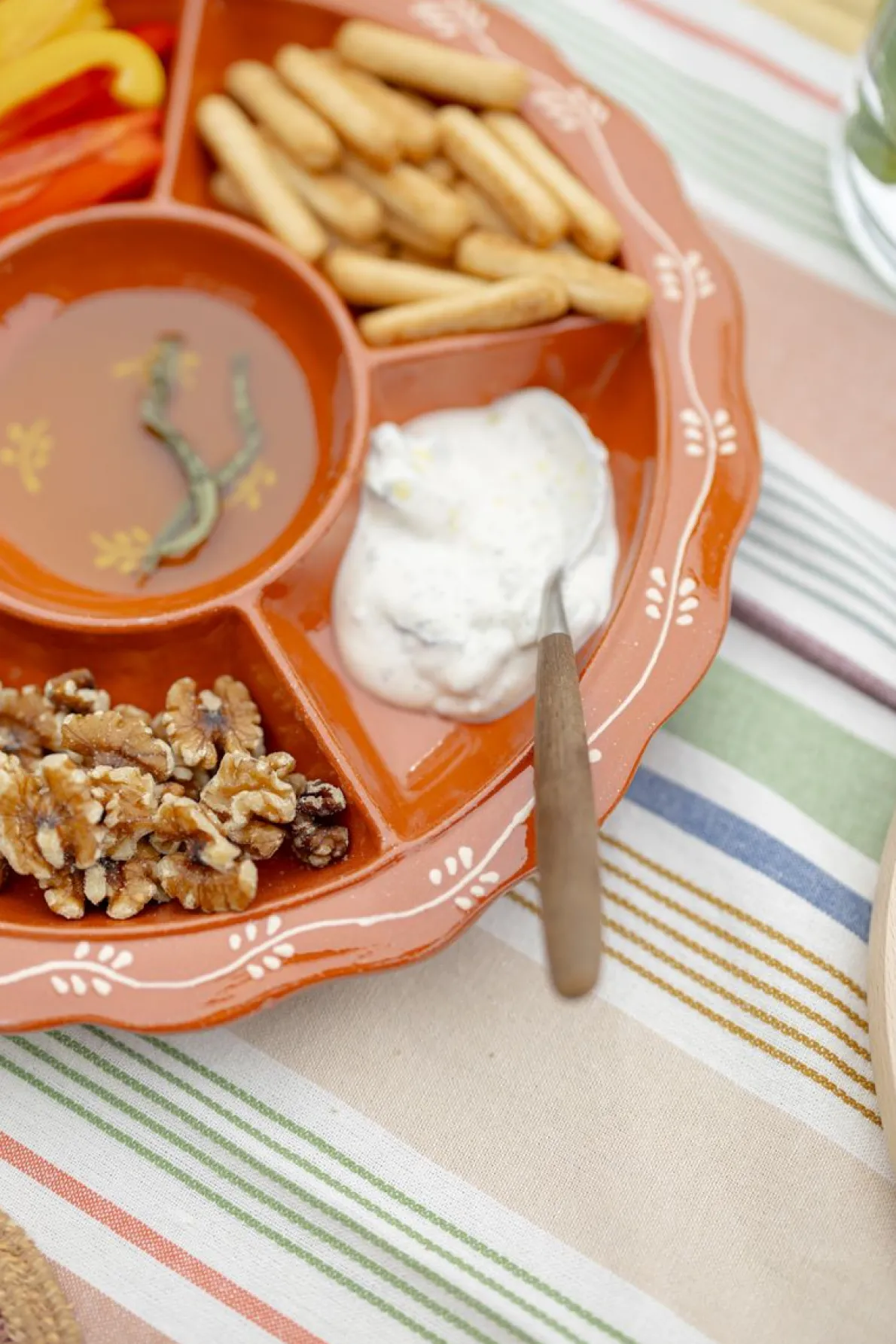 Borrelschaal met takjesslinger,terracotta, Ø 30 cm