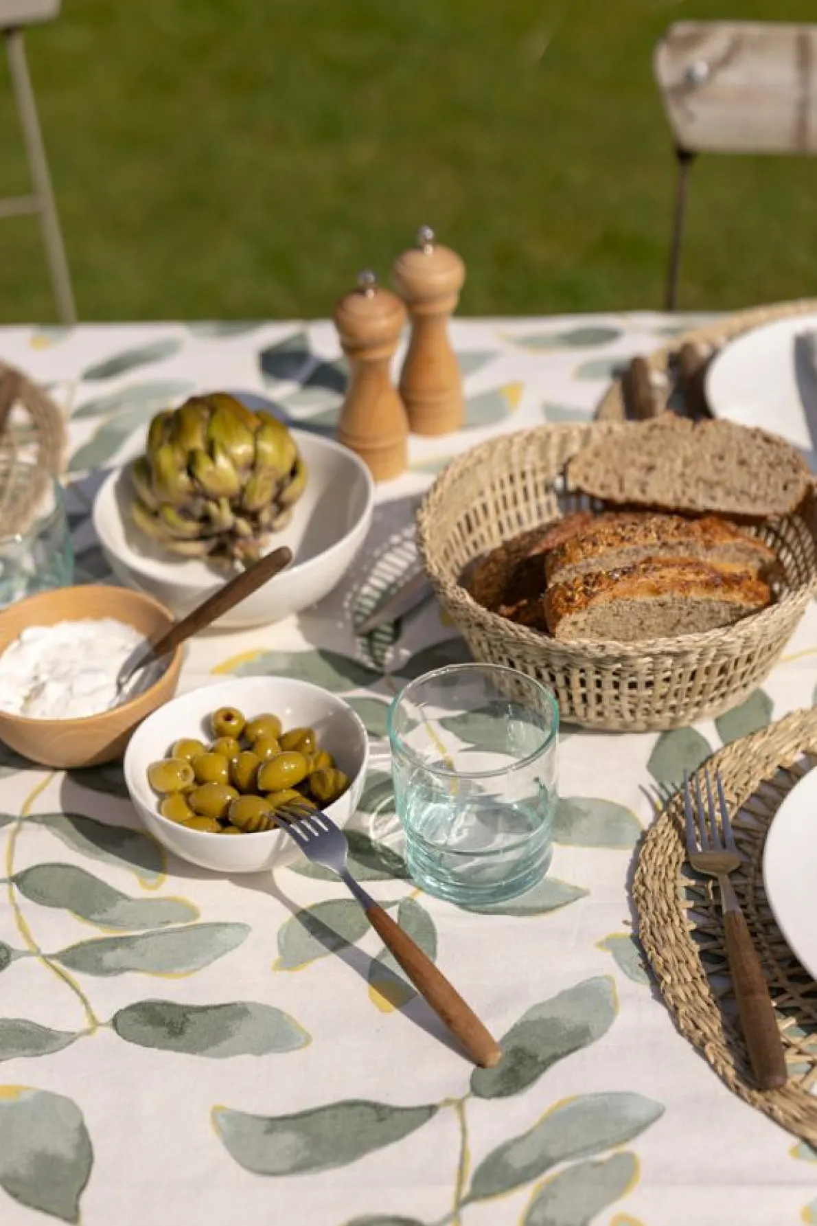 Broodmandje, zeegras, open