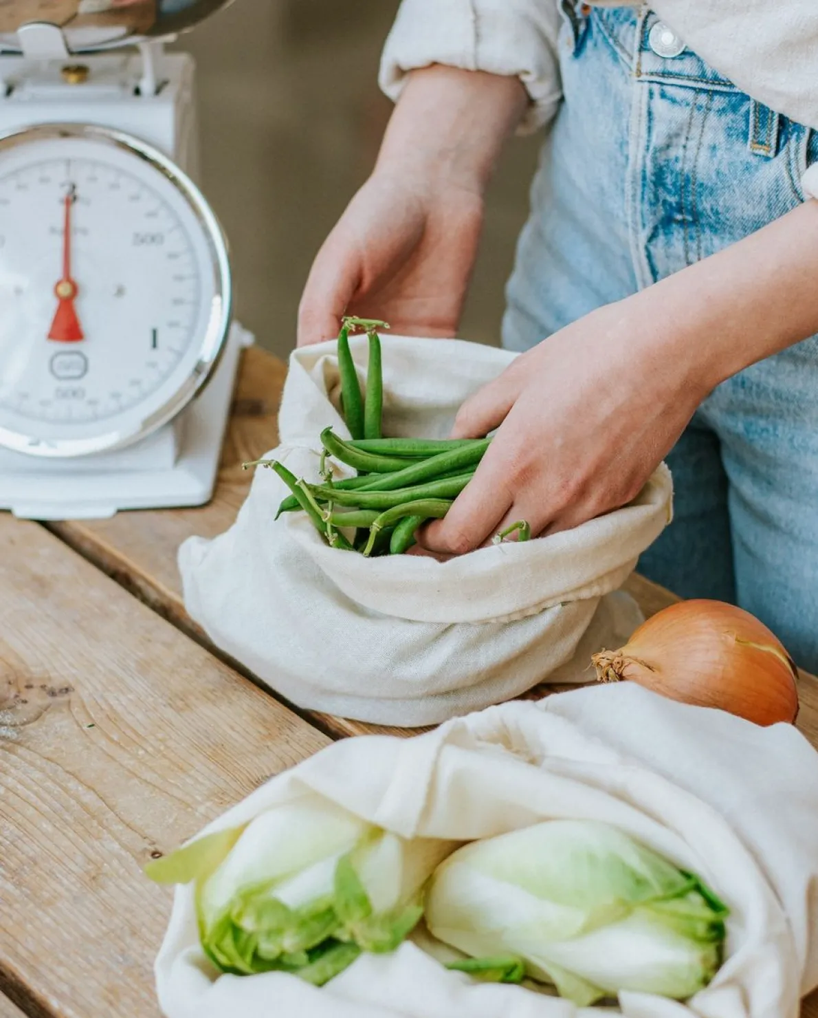 Keukenweegschaal, metaal, zwart, 3 kg