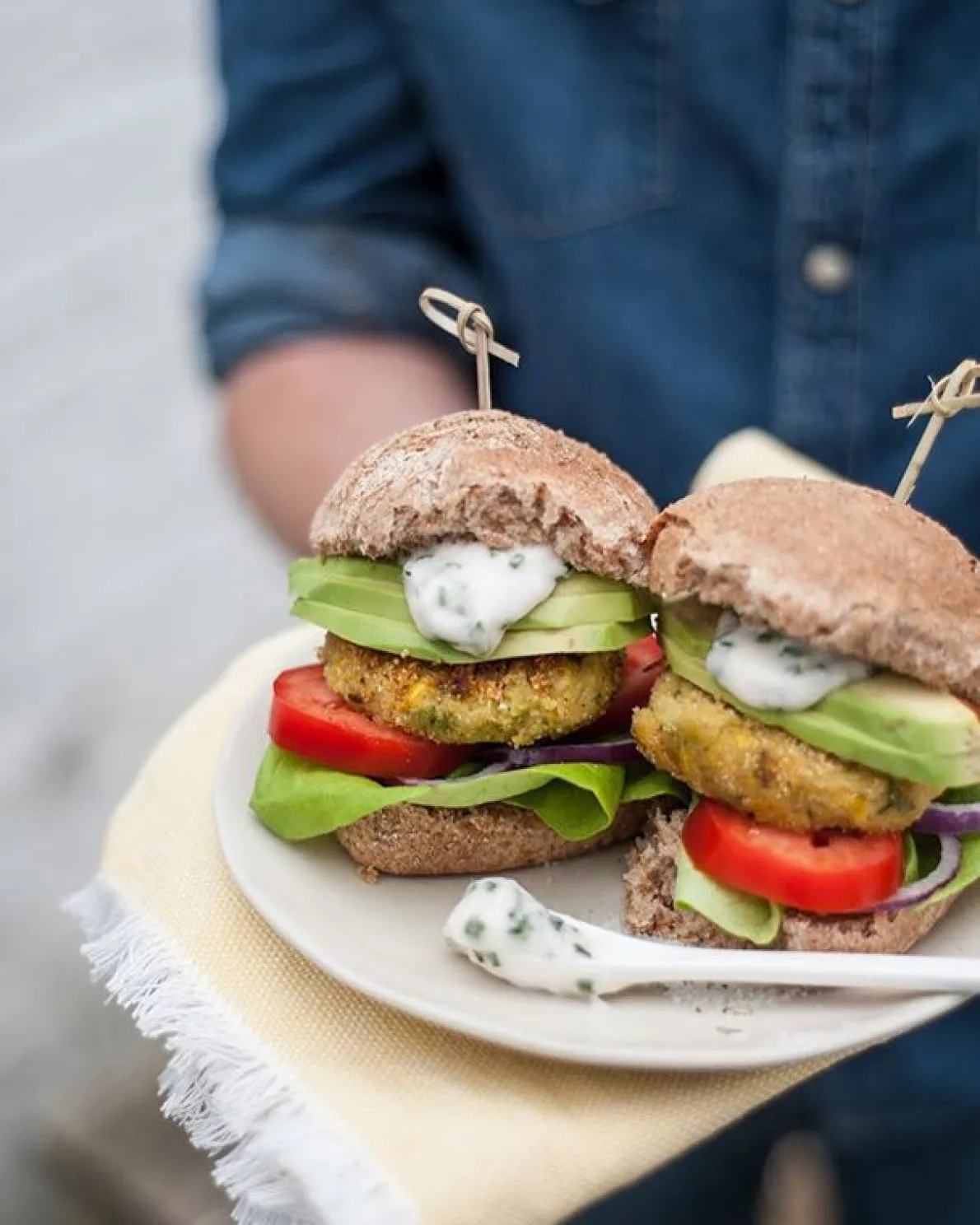 Lepeltje, porselein, 12 cm