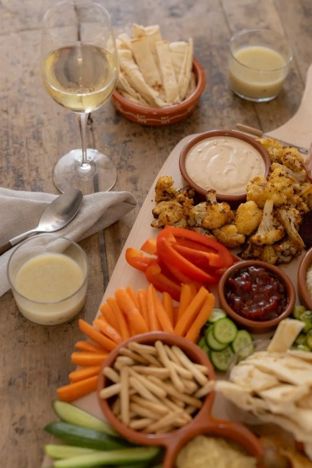 Tapasschaaltje met takjesslinger, terracotta, Ø 12 cm