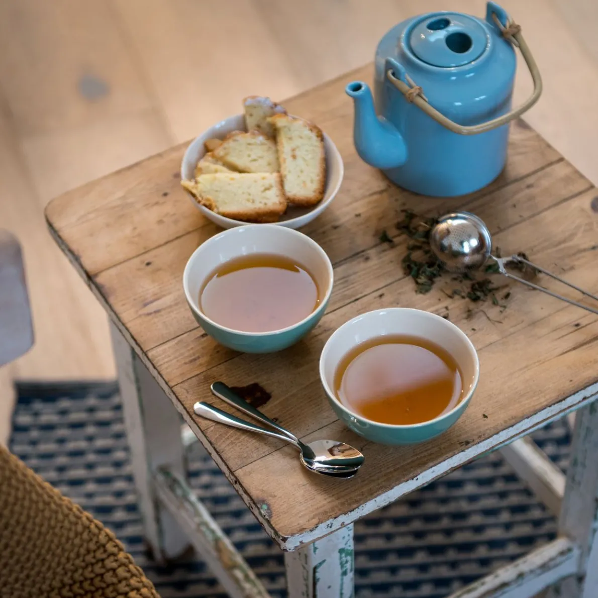 Thee-ei knijper, bolvorm, roestvrij staal, 18 cm